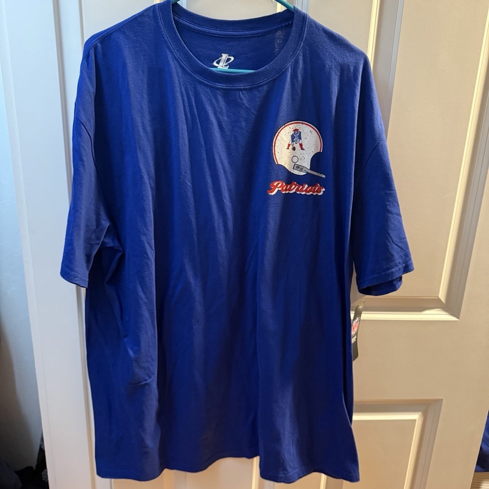 New England Patriots T Shirt Logo Athletic Brand New!